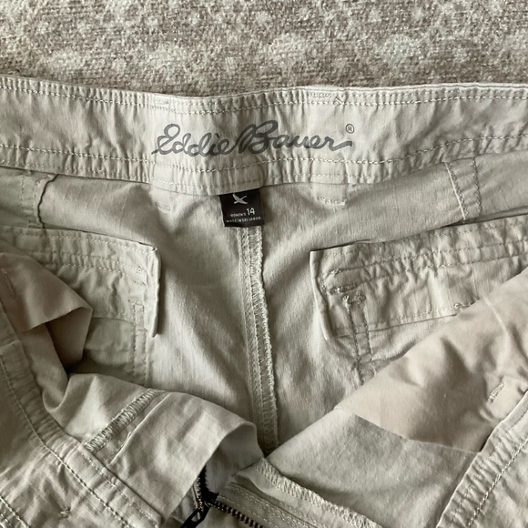 Eddie Bauer Khaki Capris Sz - 14 - Picture 5 of 5